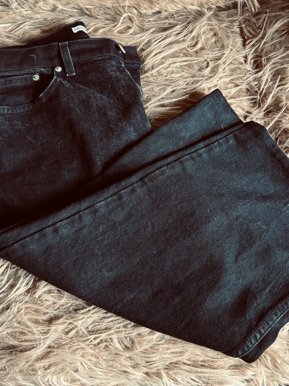 Black Tommy Hilfiger Jean Capri Shorts waist 34” Pre Owned